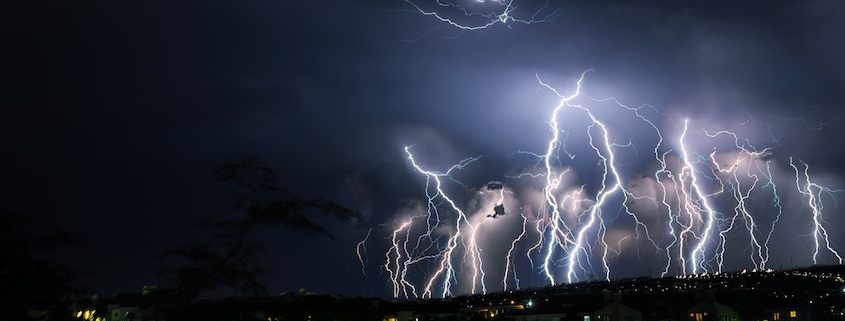 130000 Blitze am Himmel über Österreich